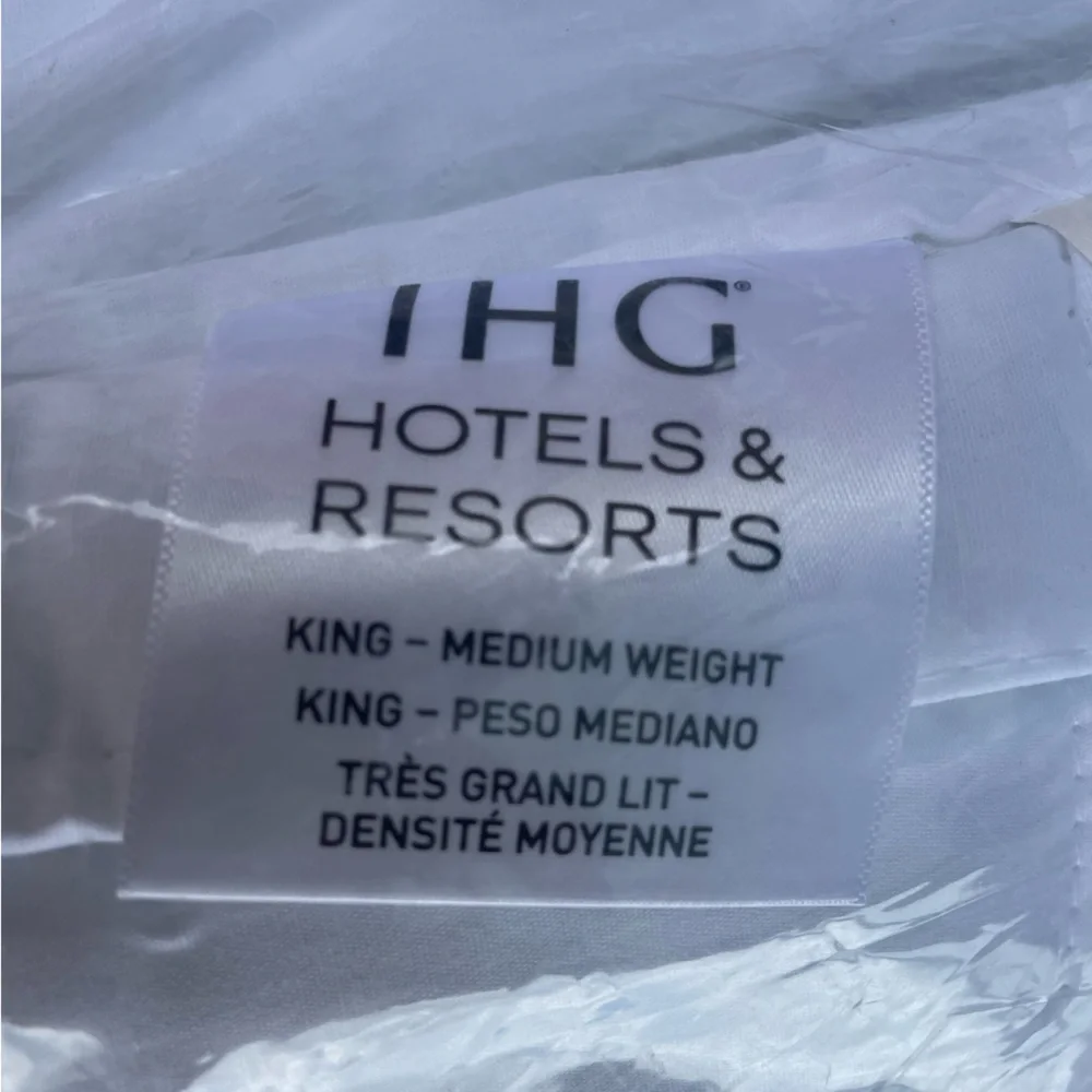 IHG BEDDING COLLECTION King Duvet blanket comforter Medium insert